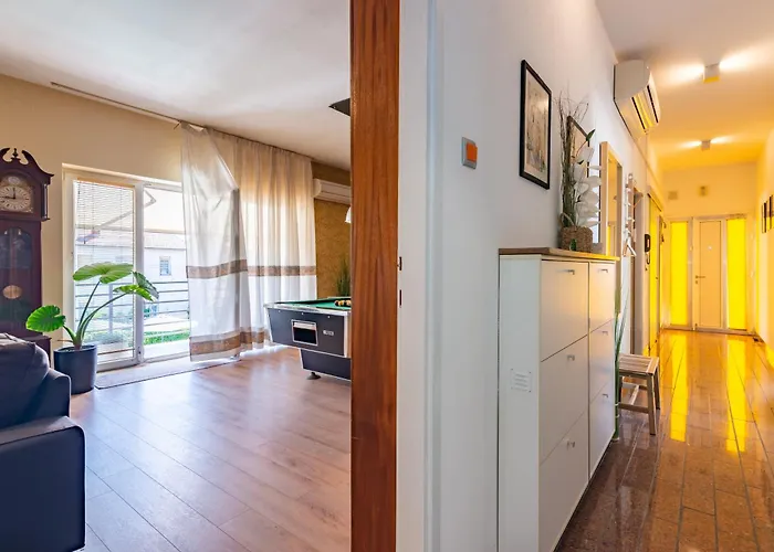 Superior Apartment With Private Pool Apartamento Pula