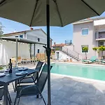 Apartament Superior With Private Pool Pula